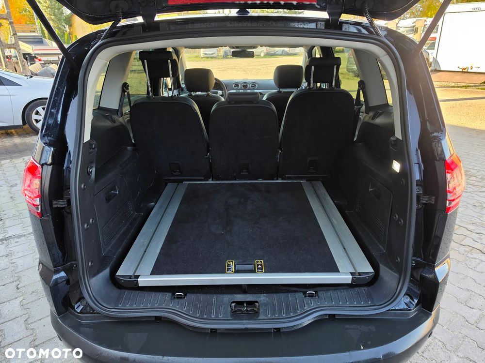 Ford S-Max - 18