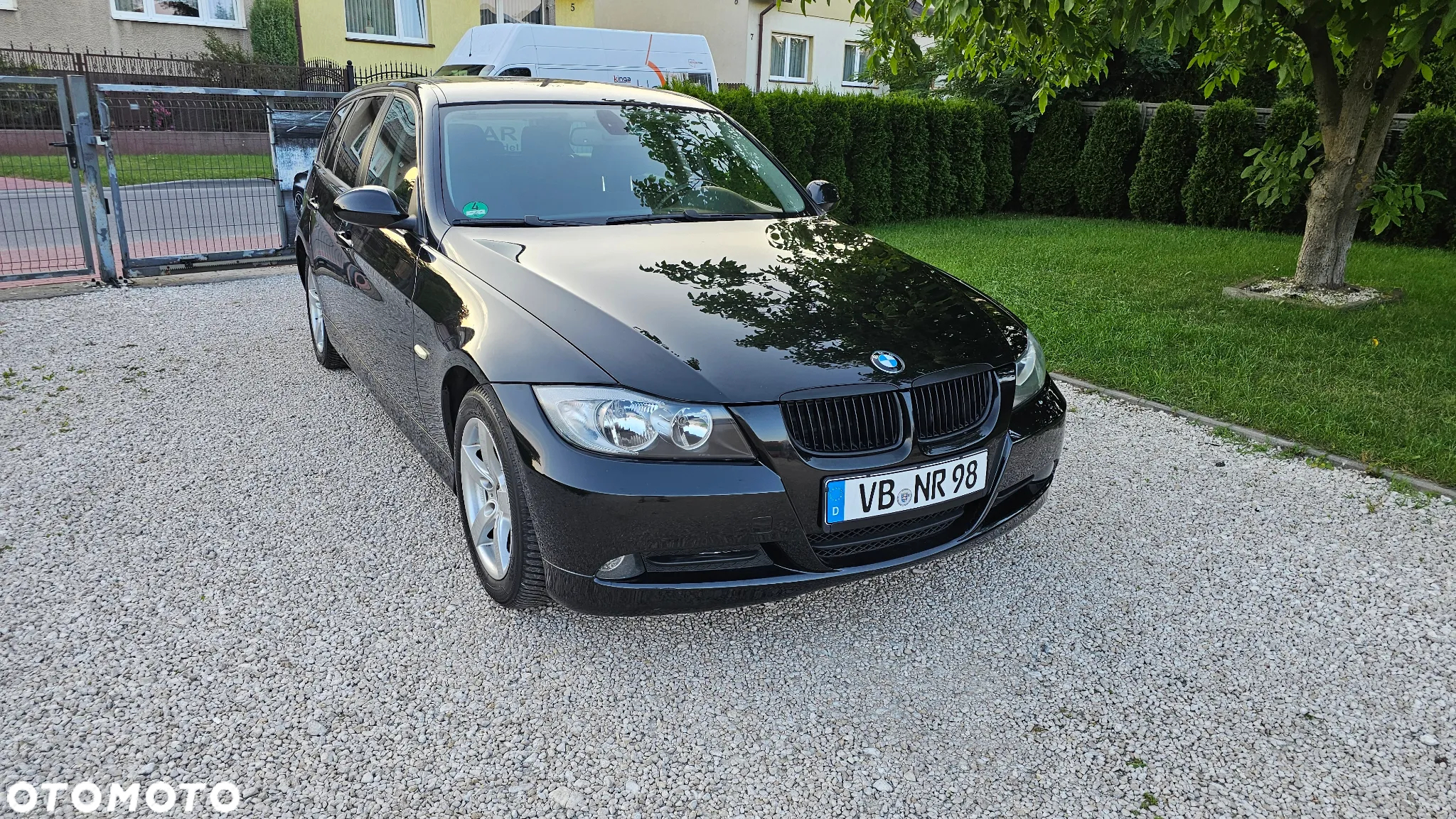 BMW Seria 3 318i Touring - 19