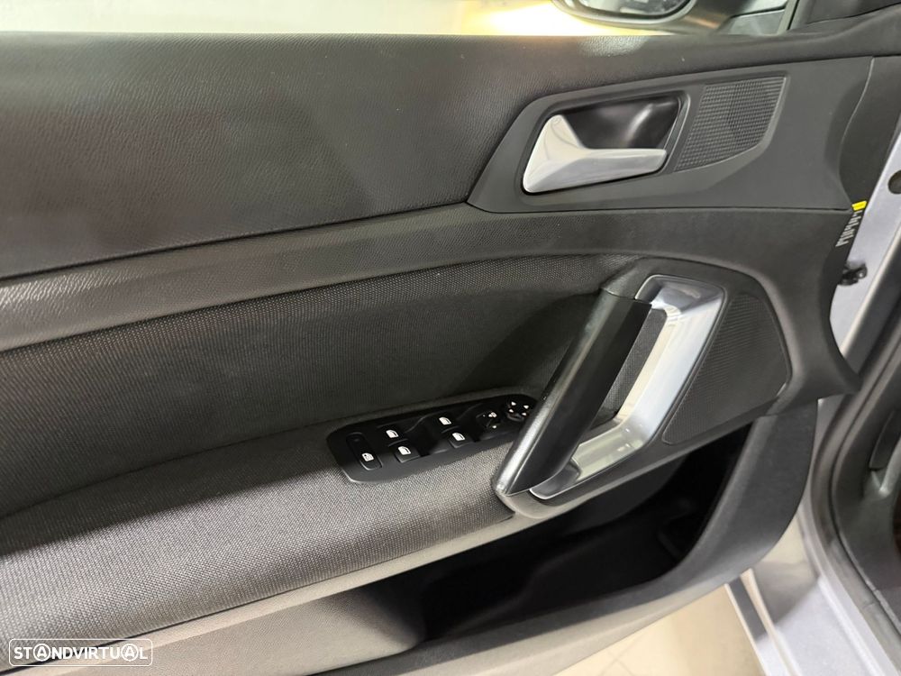 Peugeot 308 SW 1.5 BlueHDi Allure - 15