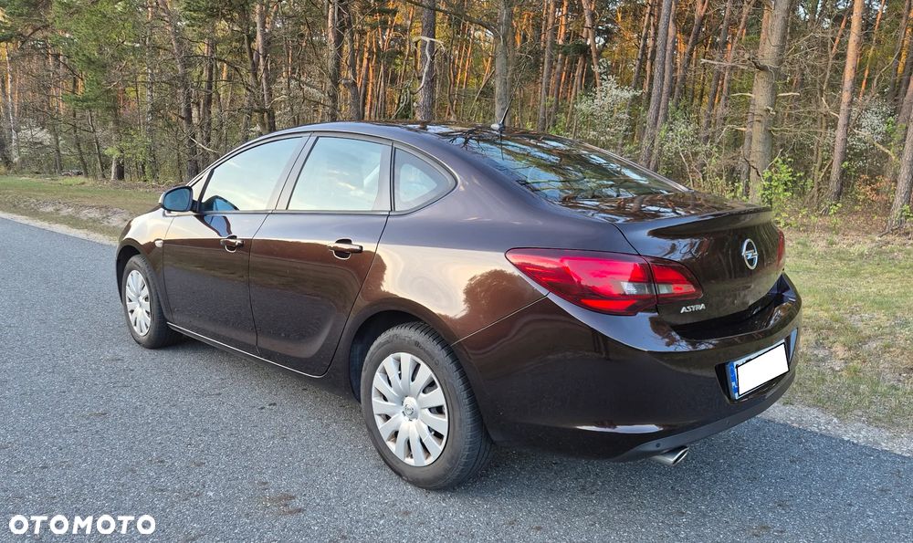 Opel Astra - 3