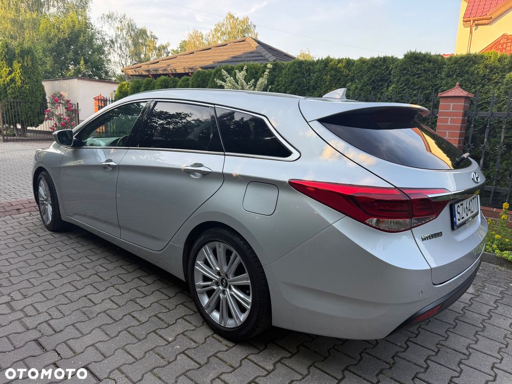 Hyundai i40 Kombi blue 1.7 CRDi DCT Premium - 13
