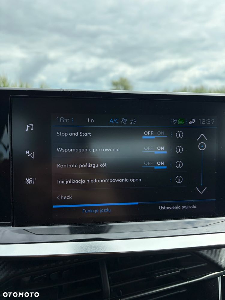 Peugeot 2008 PureTech 100 Active - 17