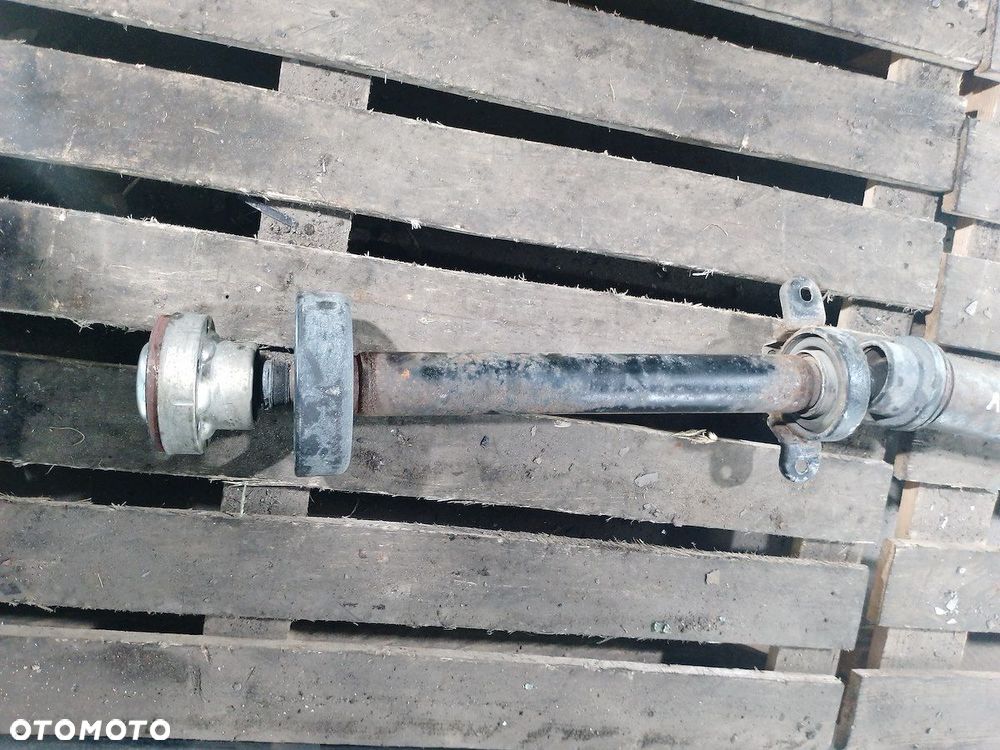 WAŁ NAPĘDOWY TYŁ AUDI Q7 (2005-2015)  7L8521102L 3.0 TDI - 3