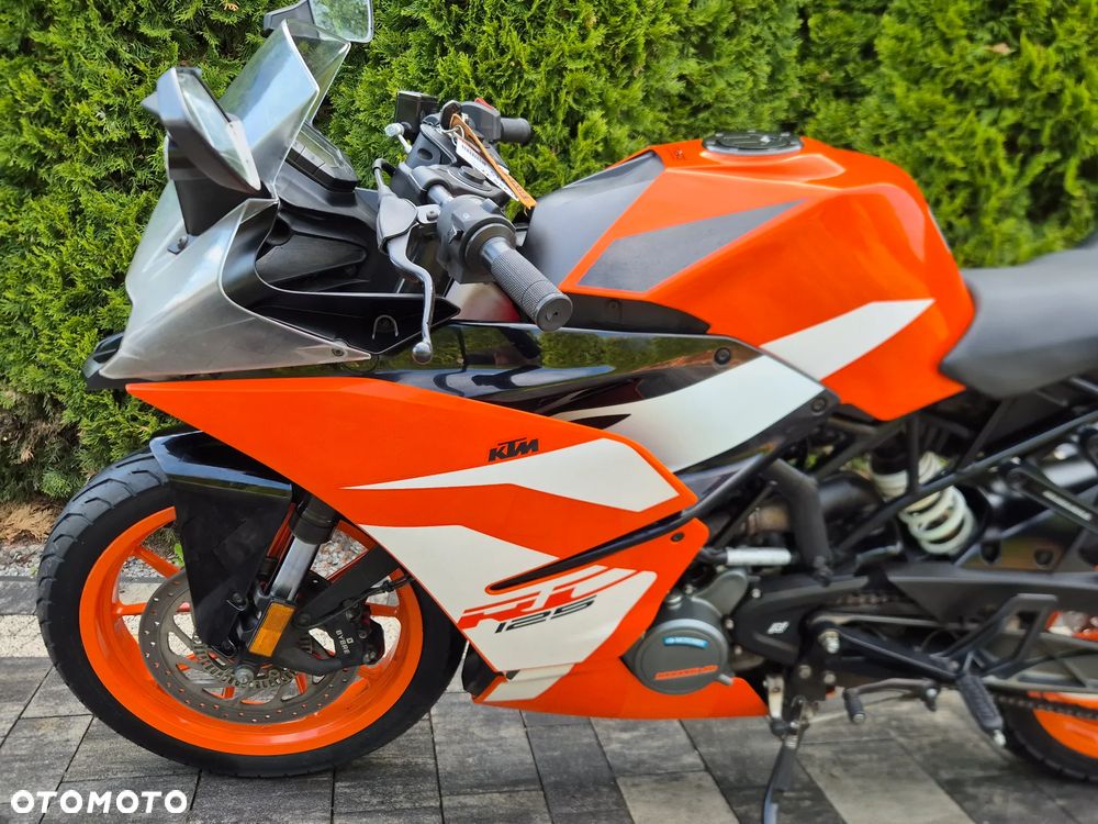 KTM RC 125 - 14