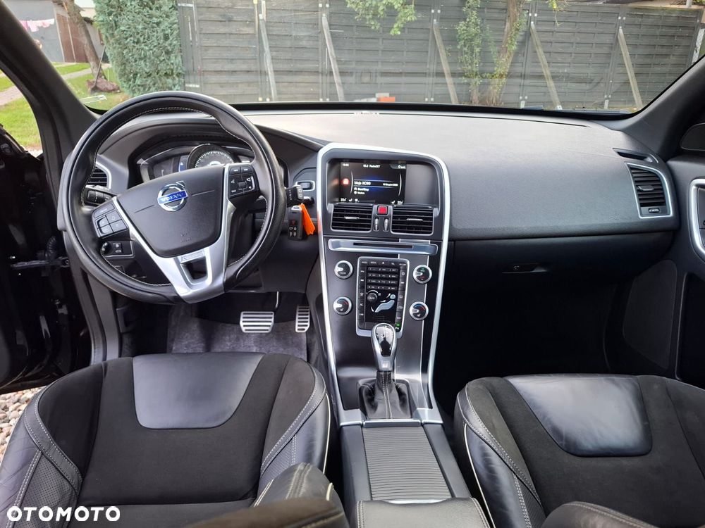 Volvo XC 60 D4 Drive-E R-Design Momentum - 21