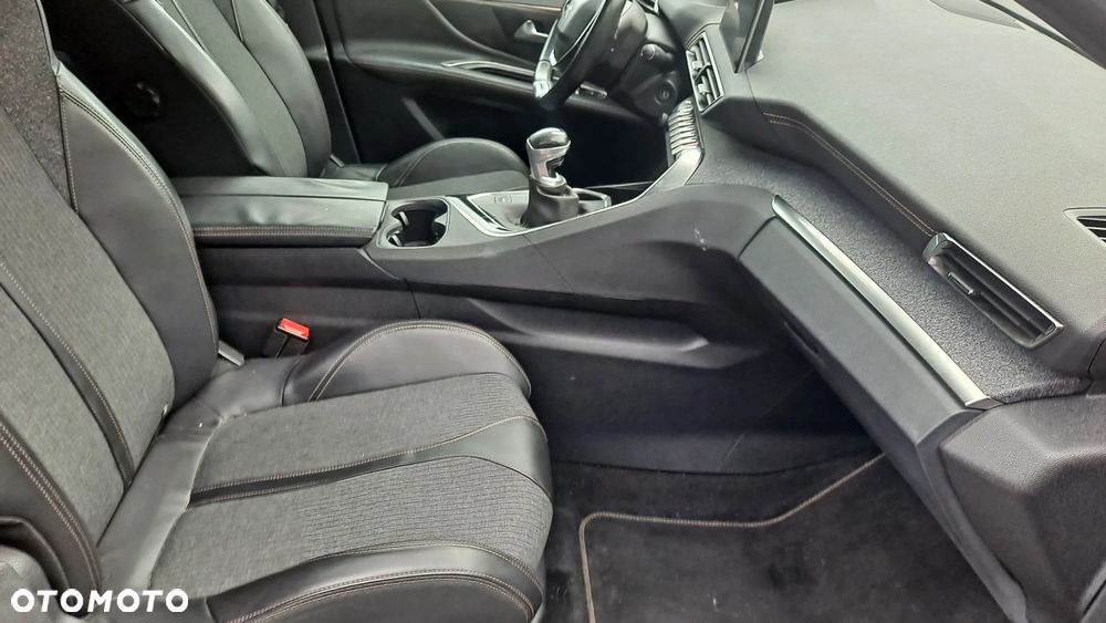 Peugeot 3008 1.2 PureTech Active - 22