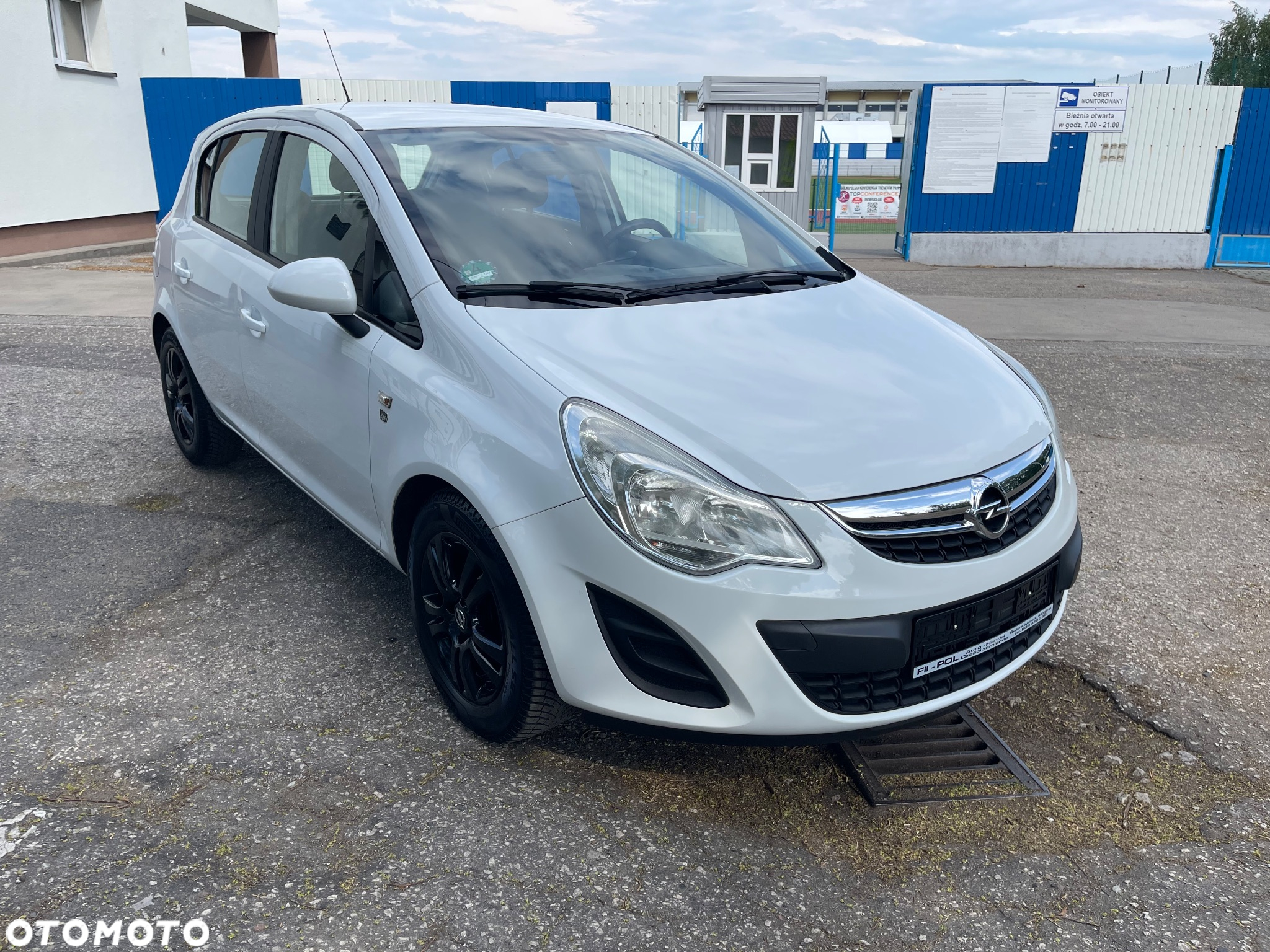 Opel Corsa 1.2 16V Color Edition - 3