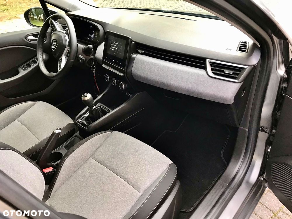 Renault Clio TCe 90 EVOLUTION - 13