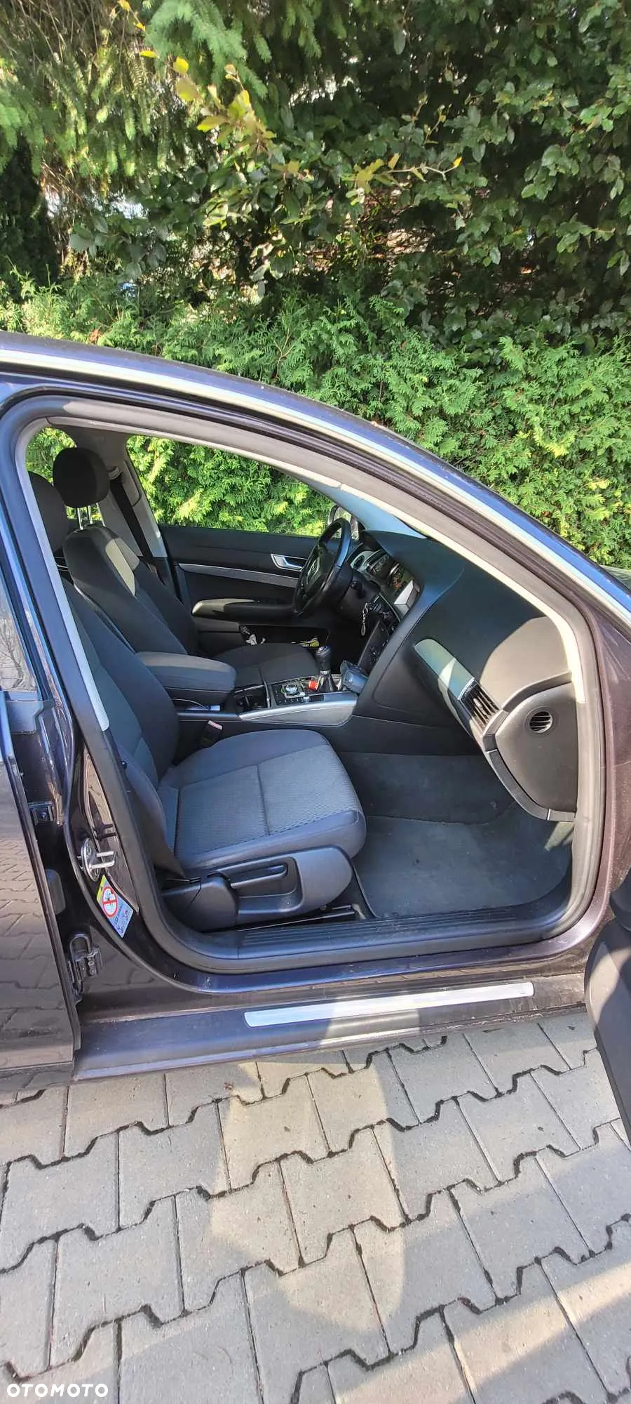 Audi A6 2.0T FSI - 6