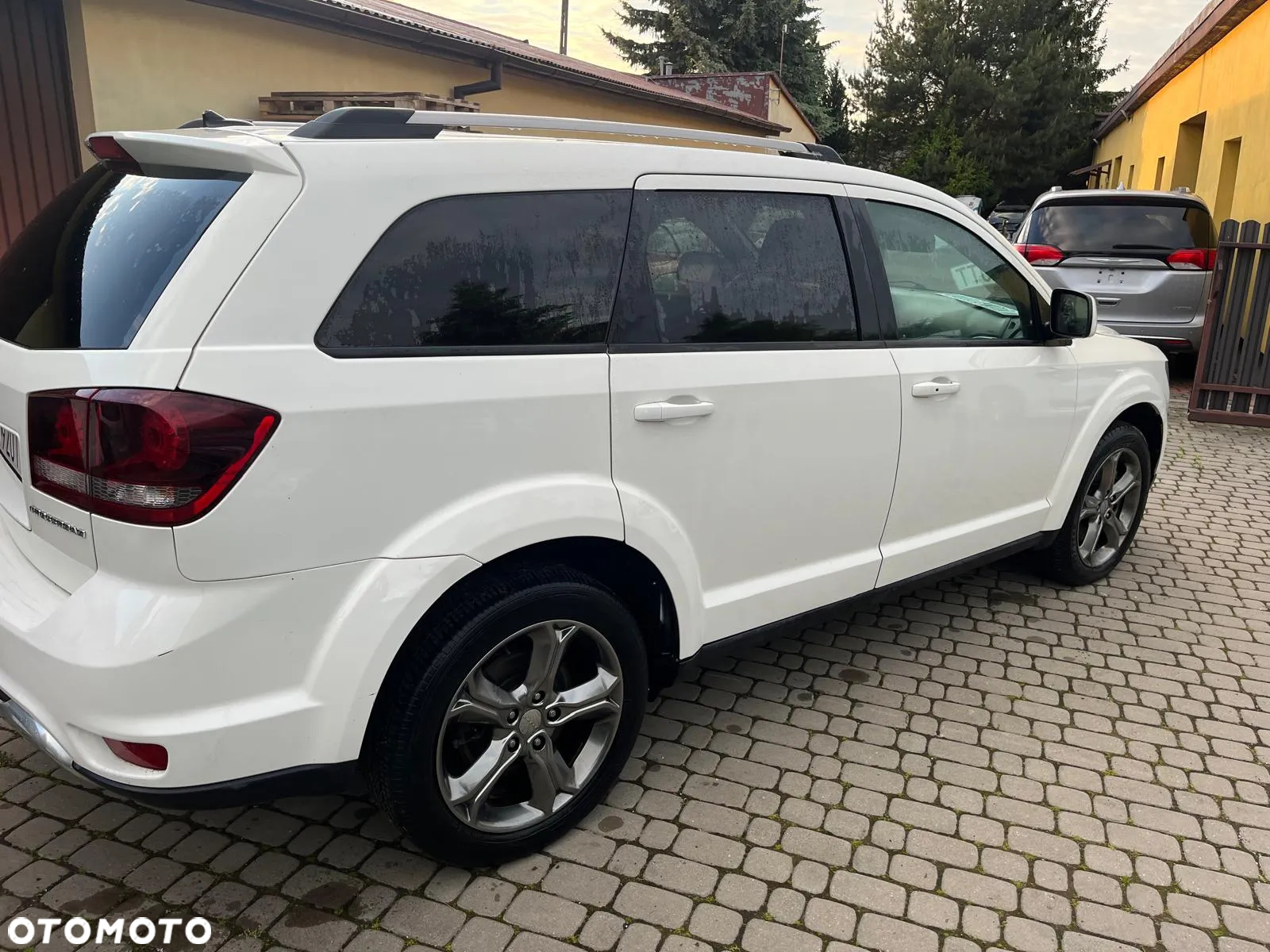 Dodge Journey - 16