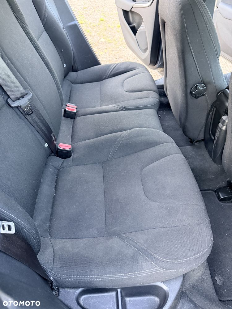 Volvo V40 D2 Kinetic - 28