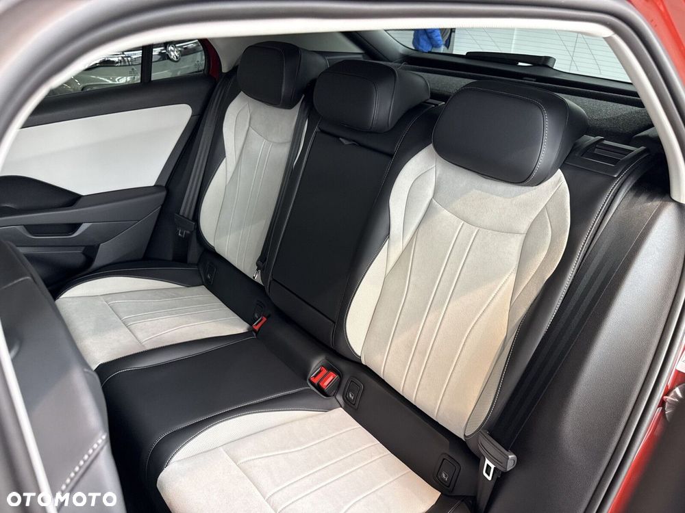 Volkswagen T-Roc 1.5 eTSI Style DSG - 18