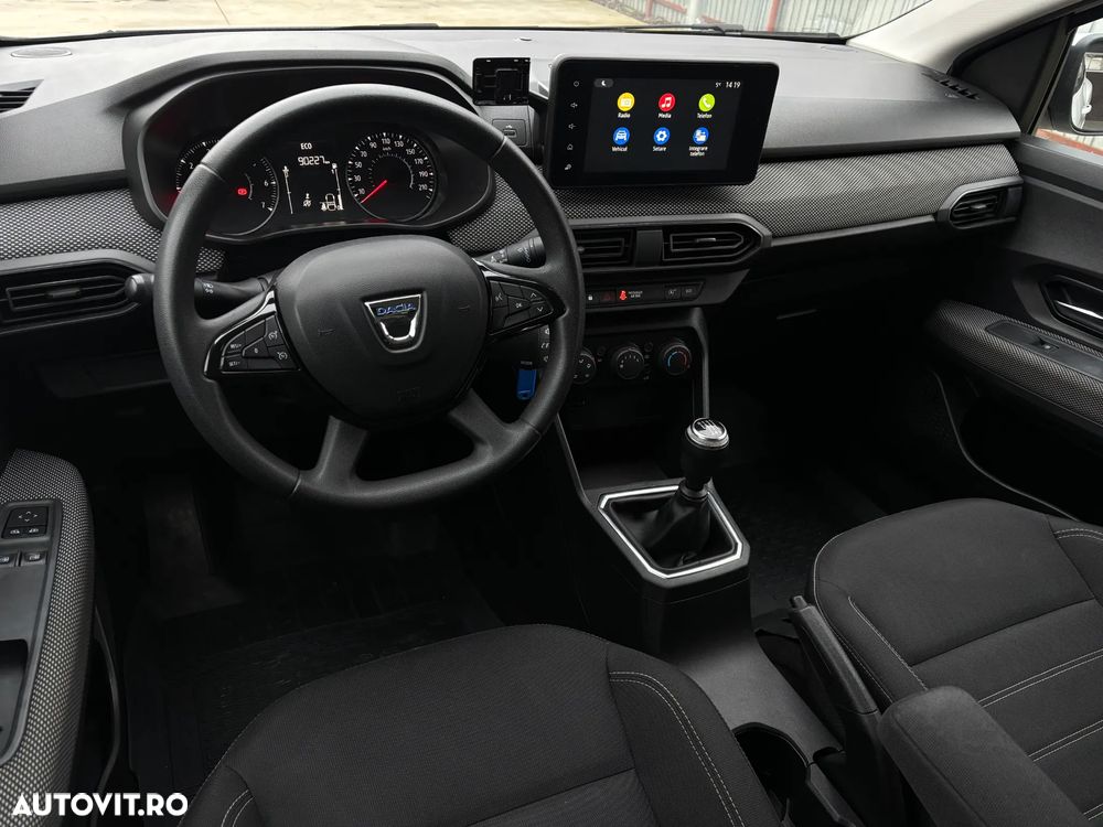 Dacia Logan TCe 90 MT6 Comfort - 12