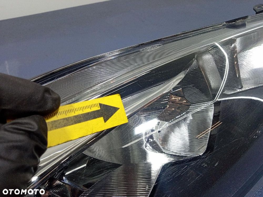 FORD FIESTA MK7 LIFT 12-17 REFLEKTOR PRAWY C1BB-13W029-AG - 12