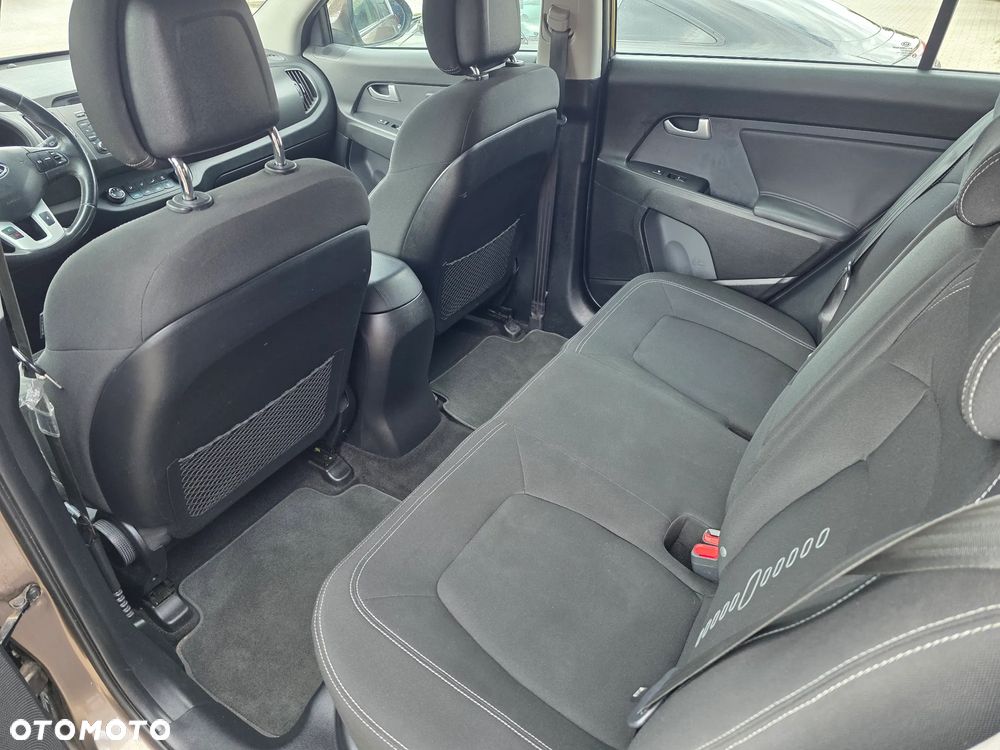 Kia Sportage 1.7 CRDI 2WD Attract - 28