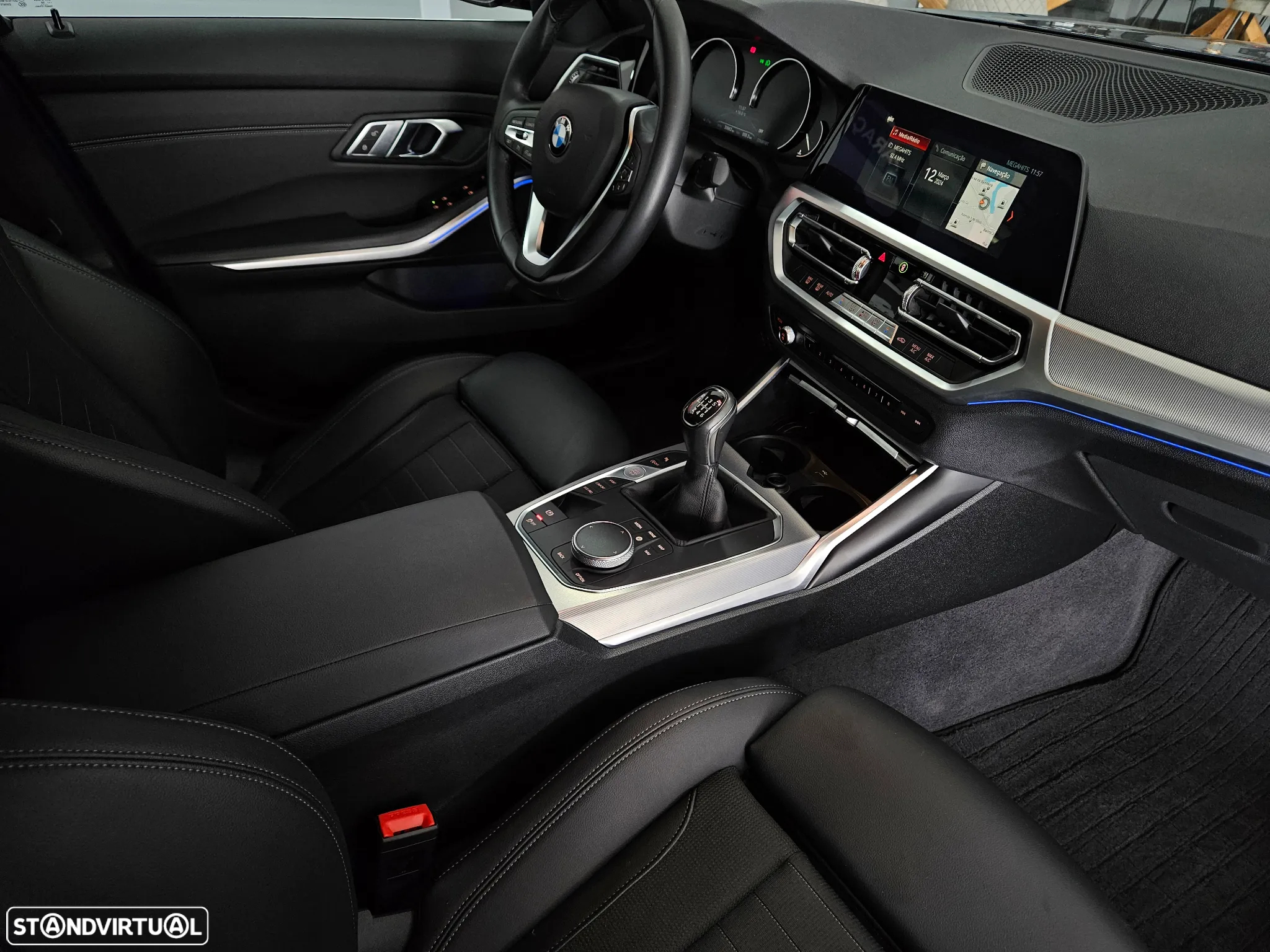 BMW 318 d Line Sport - 15