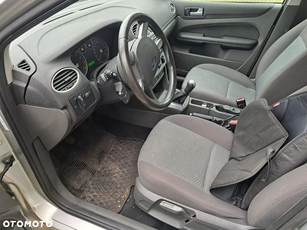 Ford Focus - 4