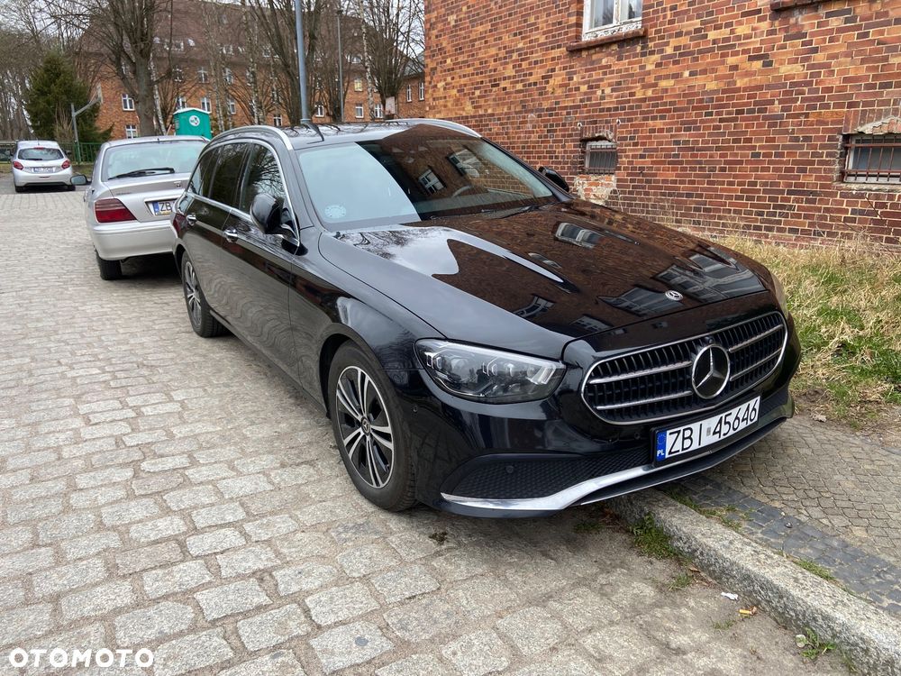 Mercedes-Benz Klasa E 220 d 9G-TRONIC Exclusive - 21