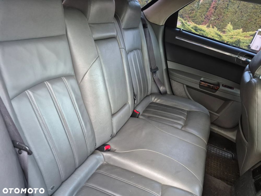 Chrysler 300C 3.5 V6 AWD - 9