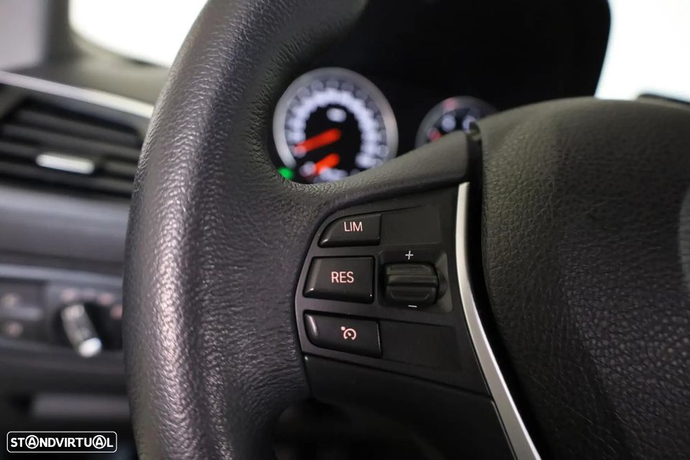 BMW 116 d EDynamics Advantage - 36