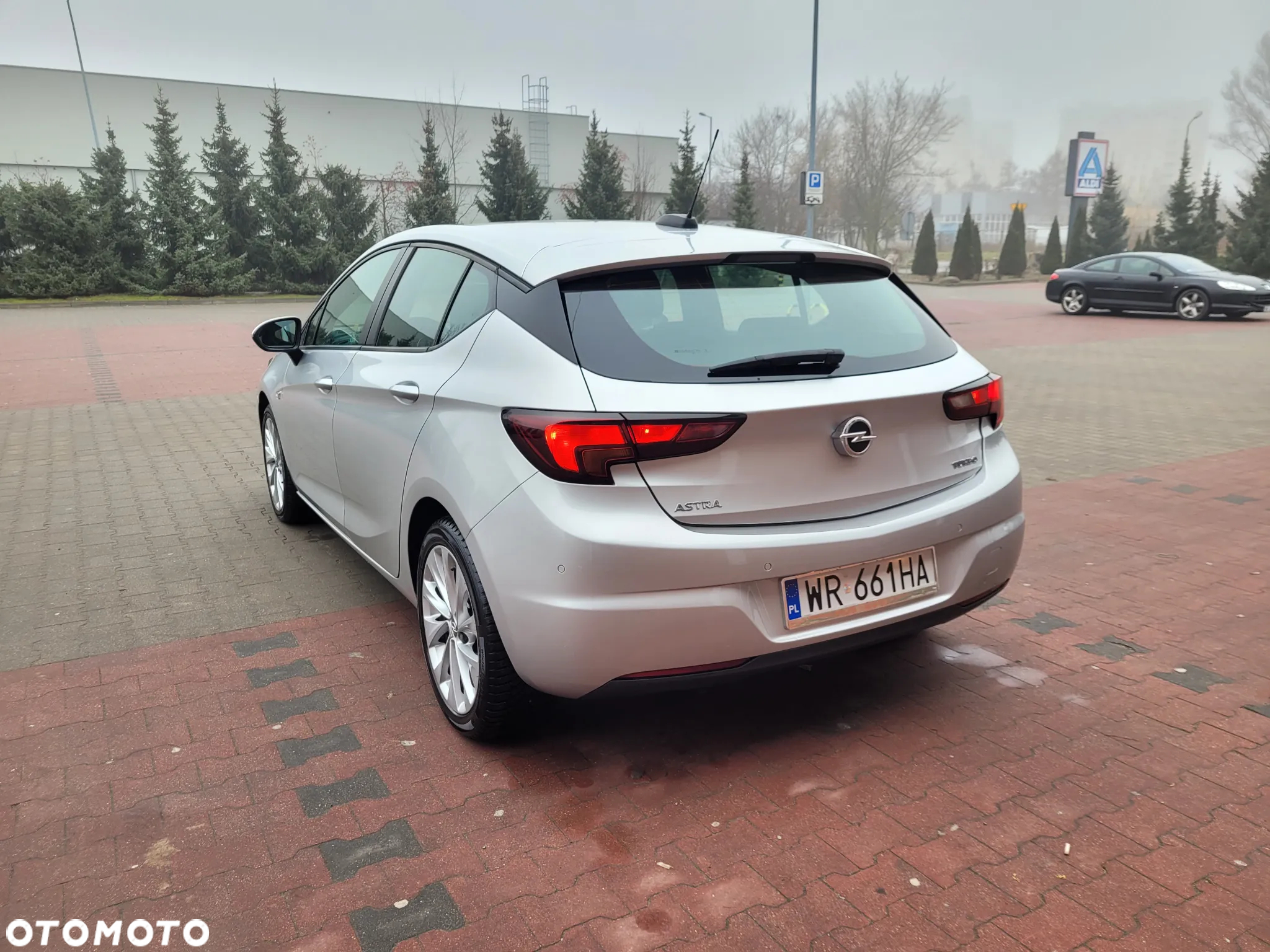 Opel Astra 1.4 Turbo Start/Stop Dynamic - 10