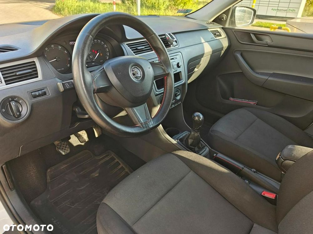 Skoda RAPID - 9