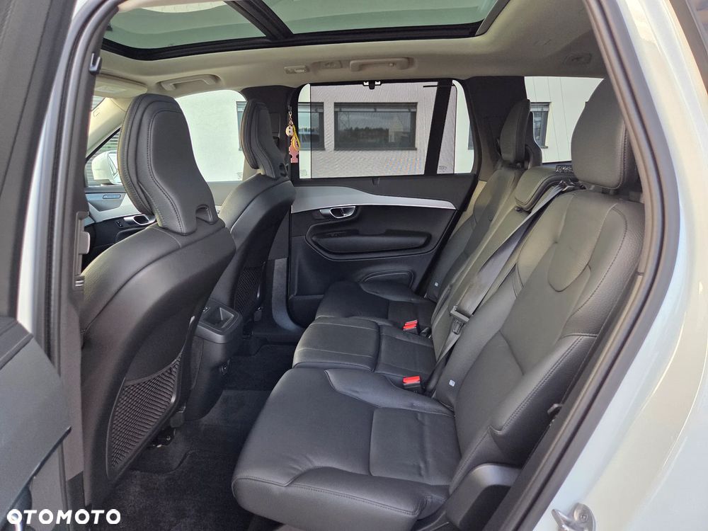 Volvo XC 90 B5 D AWD Plus Bright - 36