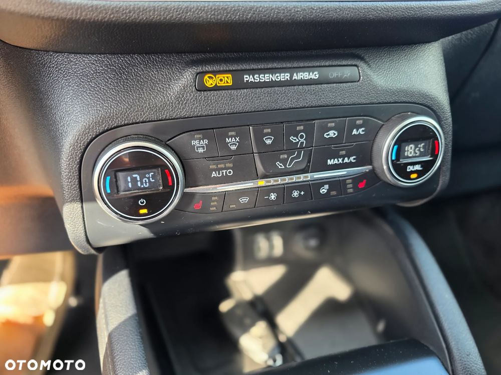 Ford Kuga 1.5 EcoBoost FWD Titanium X - 27