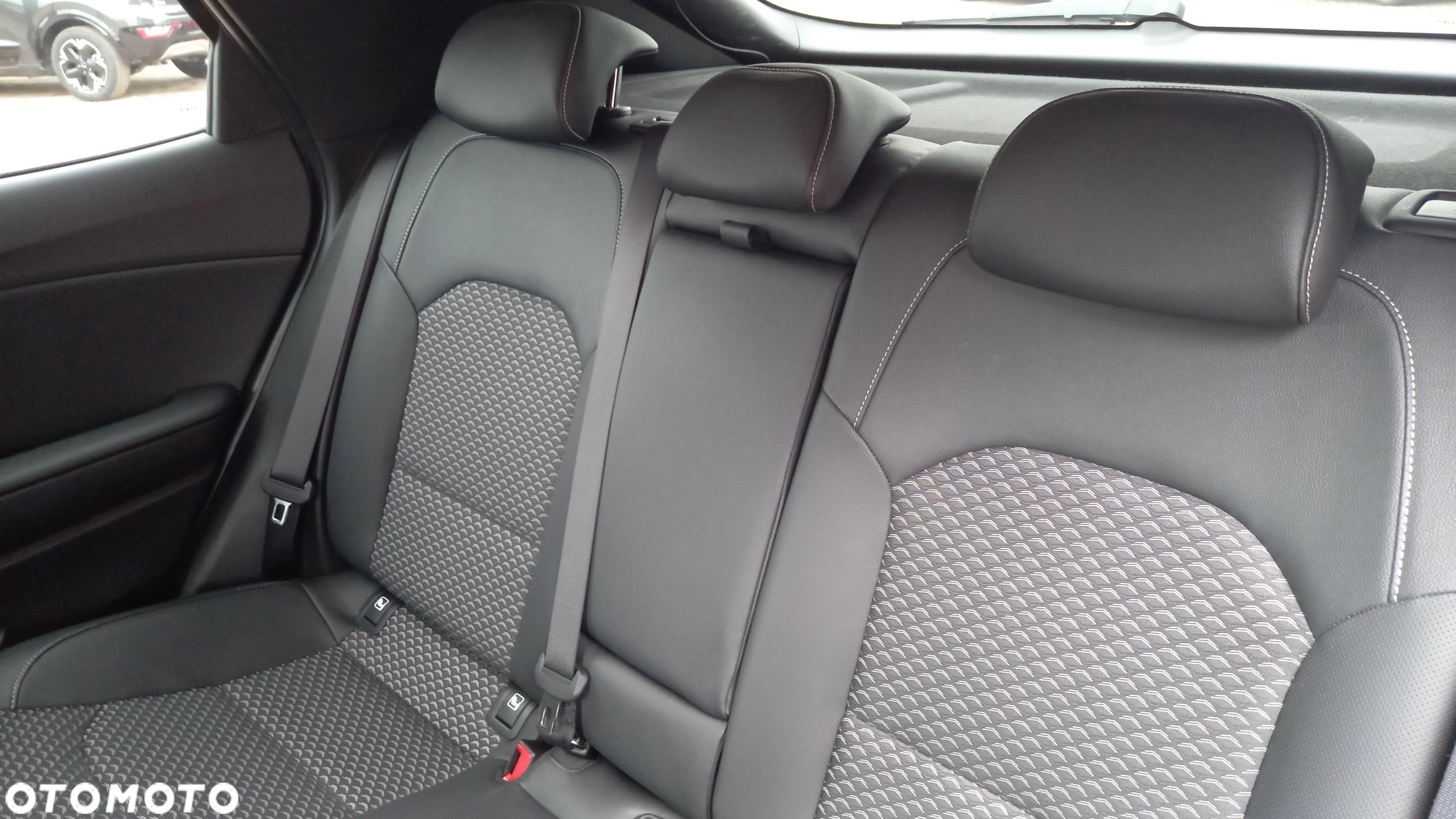 Kia XCeed 1.6 GDI PHEV L DCT - 25