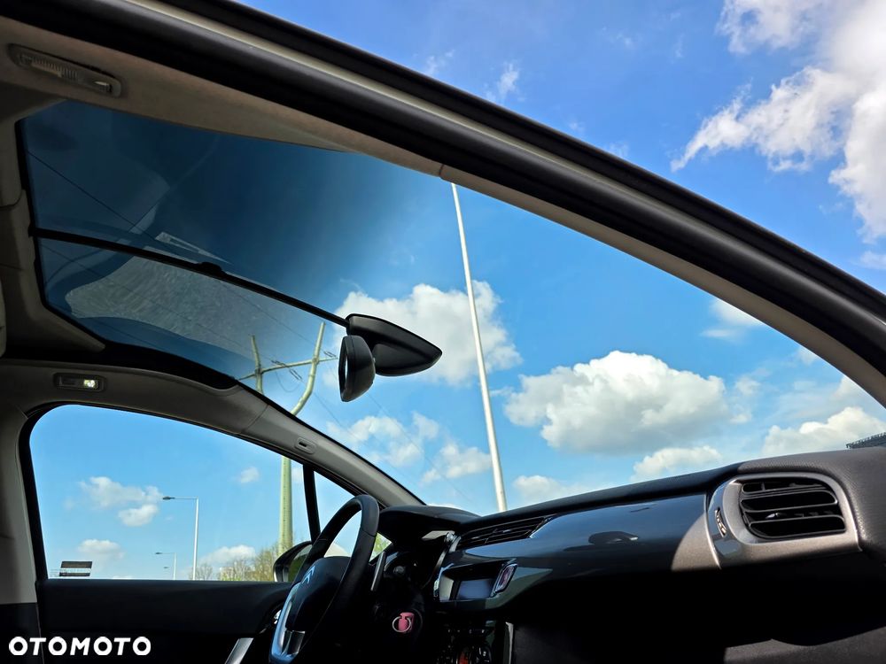 Citroën C3 1.4 VTi Exclusive MAP - 25