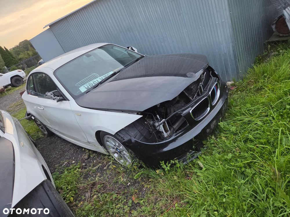 BMW Seria 1 120d DPF - 1