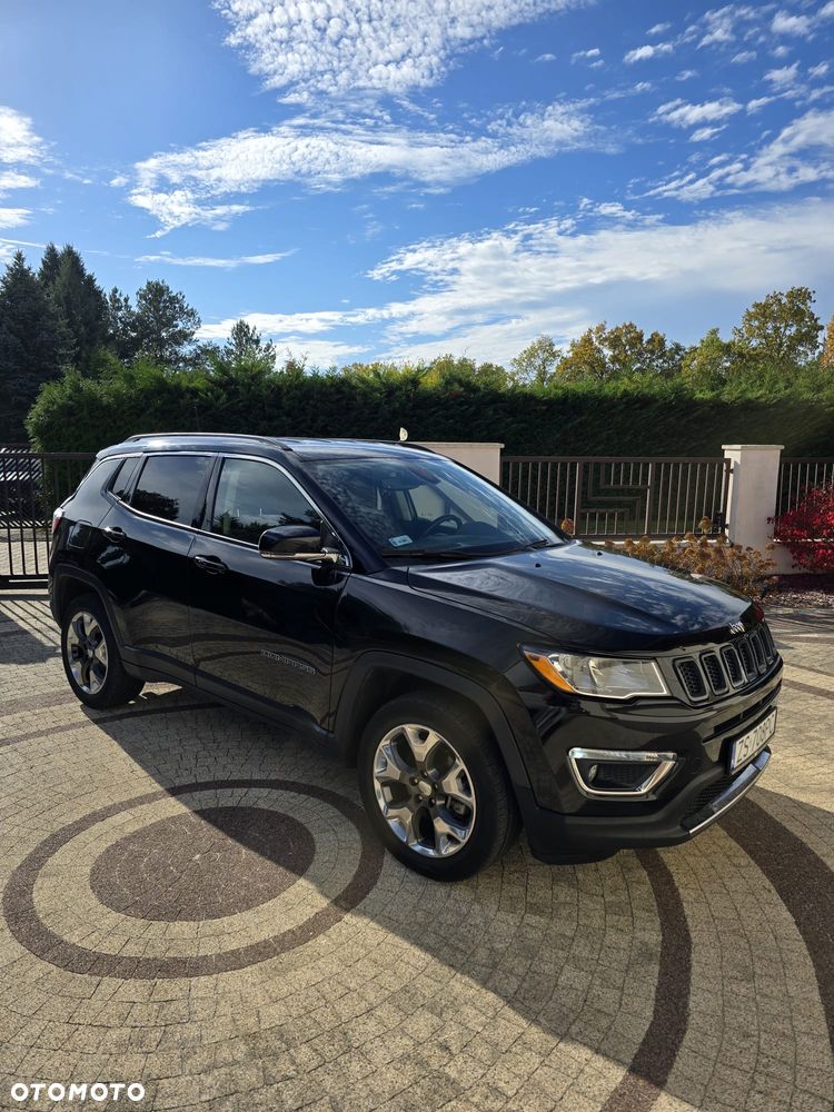 Jeep Compass - 27