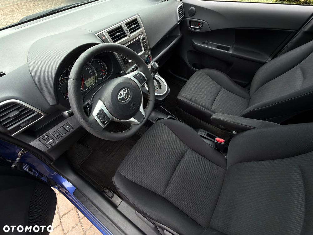 Toyota Verso S 1.33 Active MS - 22