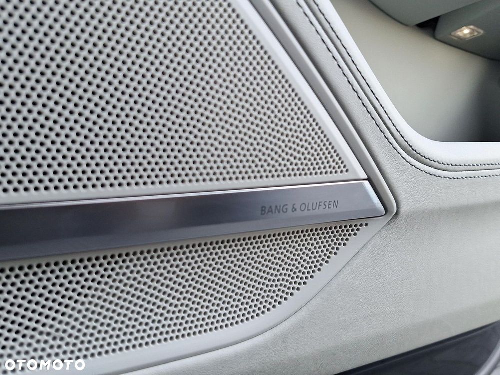 Audi S8 - 31