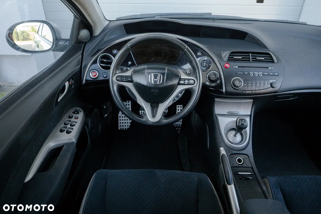 Honda Civic 1.8 Sport - 34