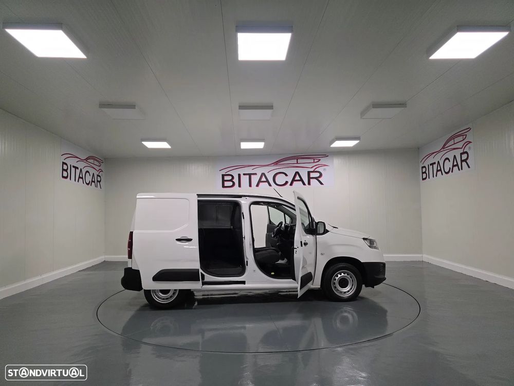 Toyota PROACE CITY 1.5D IVA DEDUTIVEL - 37