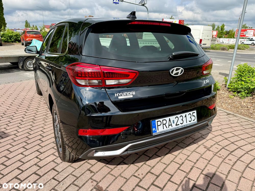 Hyundai i30 1.5 T-GDI 48V-Hybrid Advantage - 24