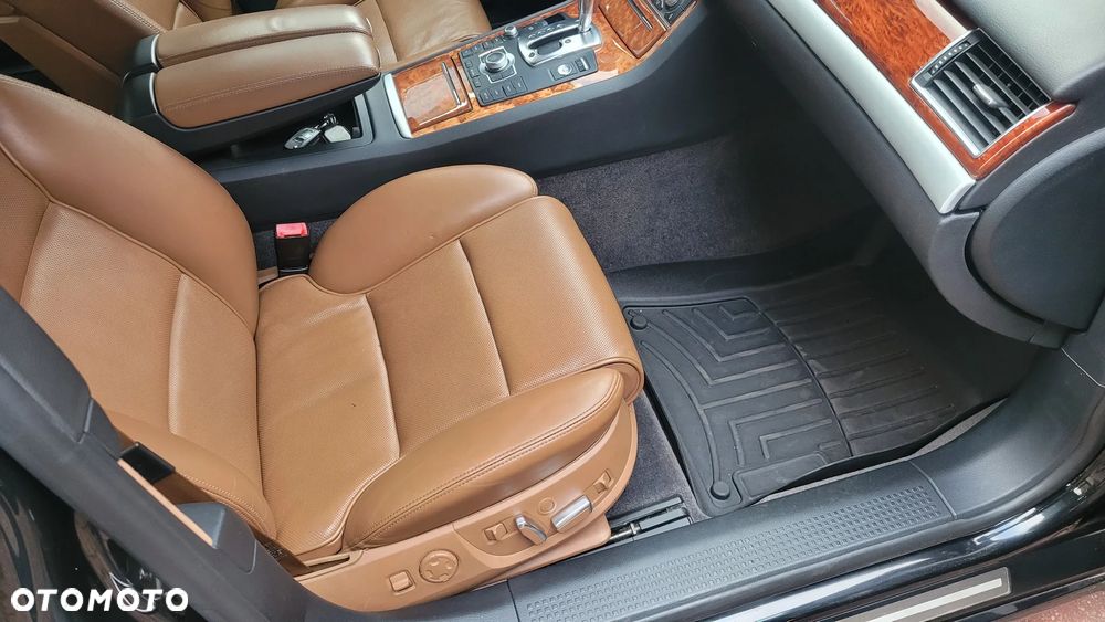 Audi A8 - 13