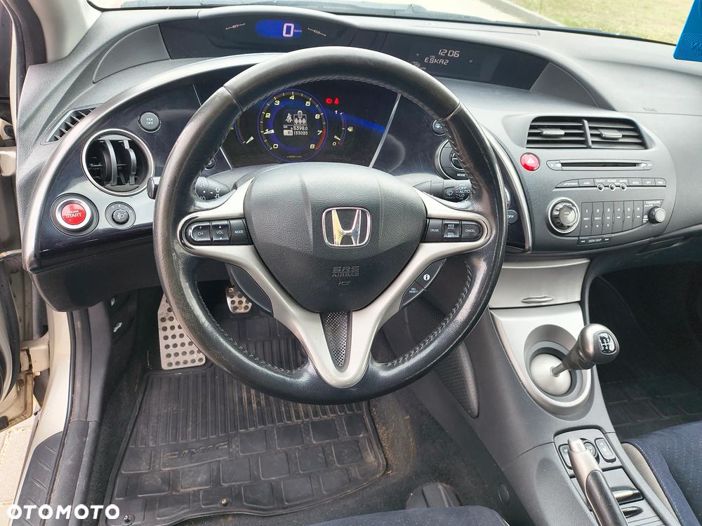Honda Civic 1.8 Sport - 2