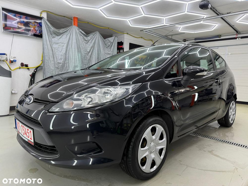 Ford Fiesta - 12