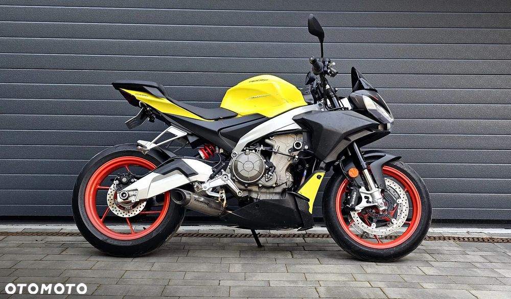 Aprilia Tuono - 3
