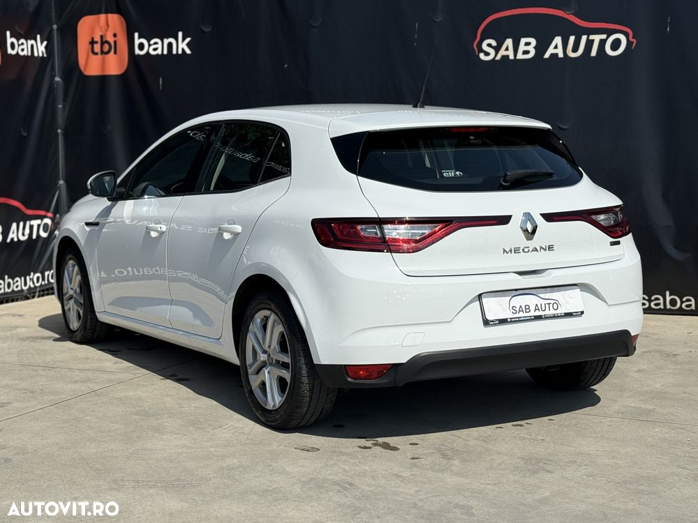 Renault Megane TCe Business - 14
