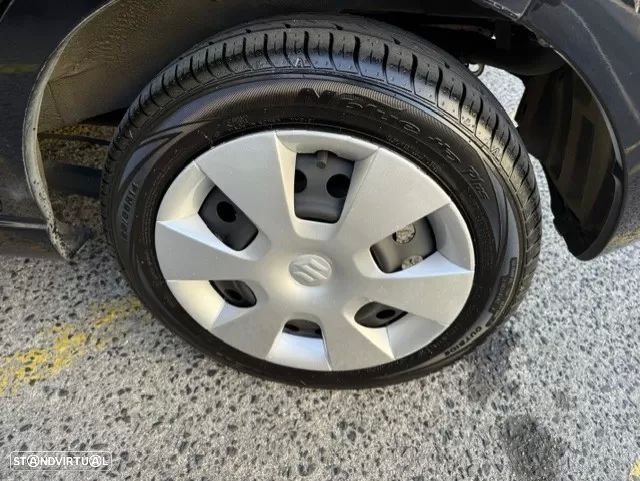 Suzuki Alto 1.0 GA - 30