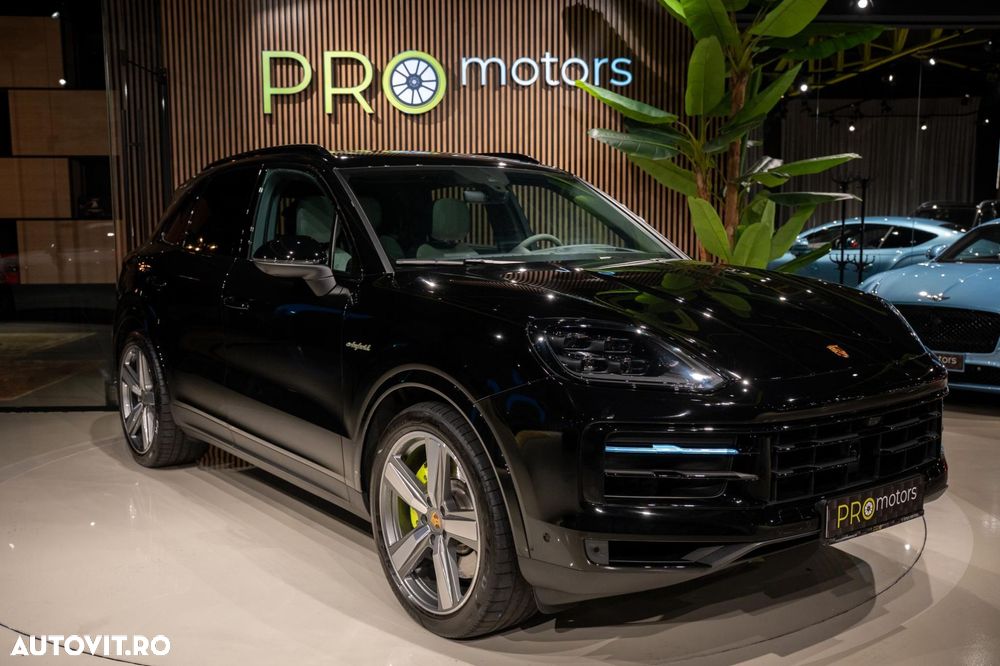 Porsche Cayenne S E-Hybrid - 1
