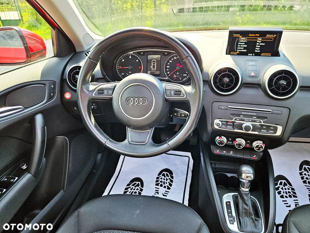 Audi A1 Sportback 1.6 TDI S tronic design - 19