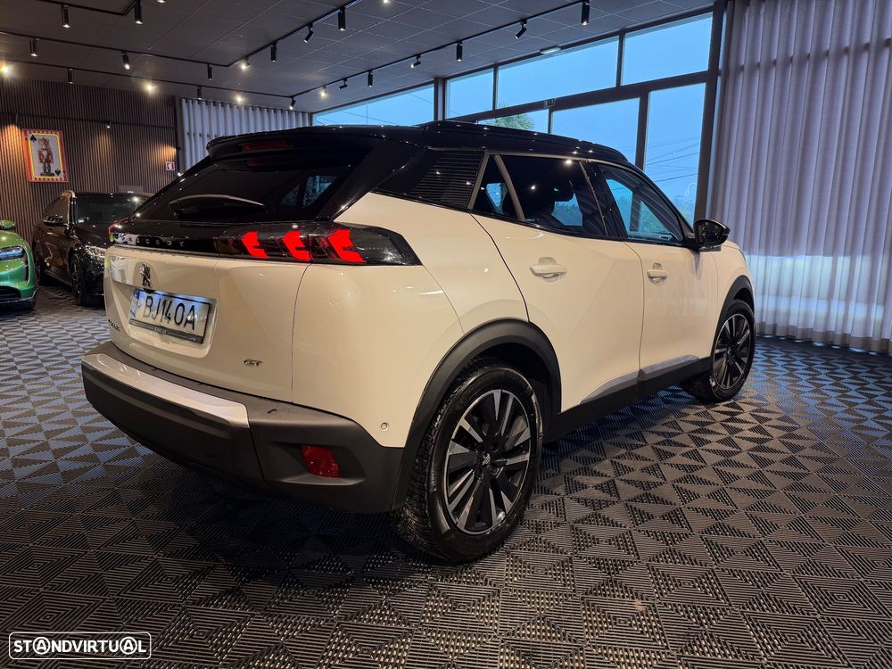 Peugeot e-2008 GT Pack - 6