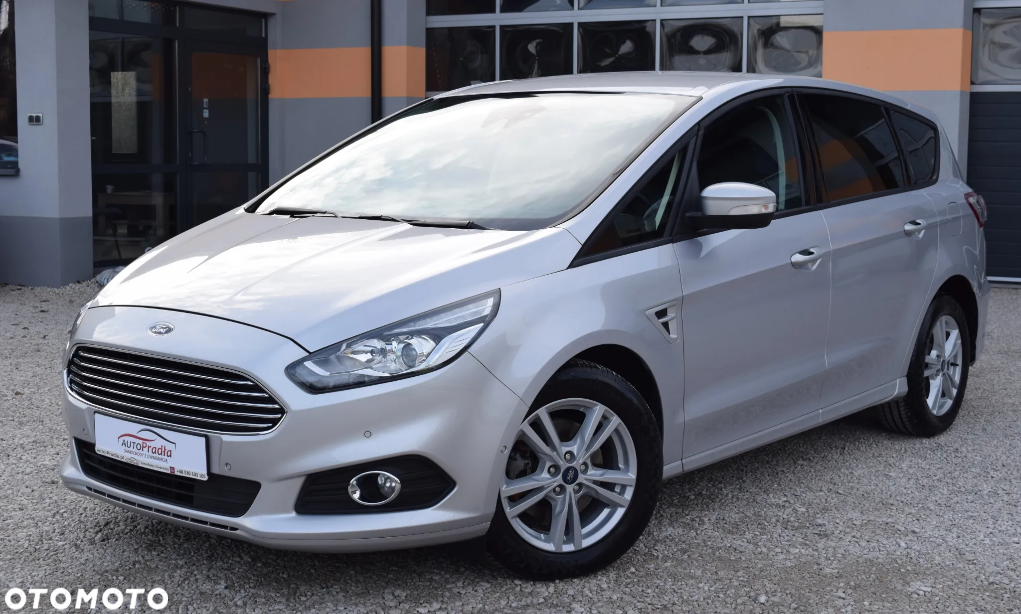 Ford S-Max 2.0 TDCi Titanium PowerShift - 6