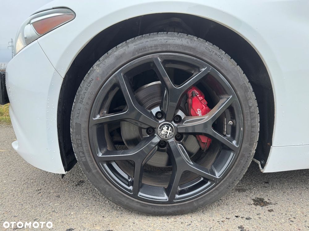 Alfa Romeo Giulia 2.0 Turbo TI Q4 - 17