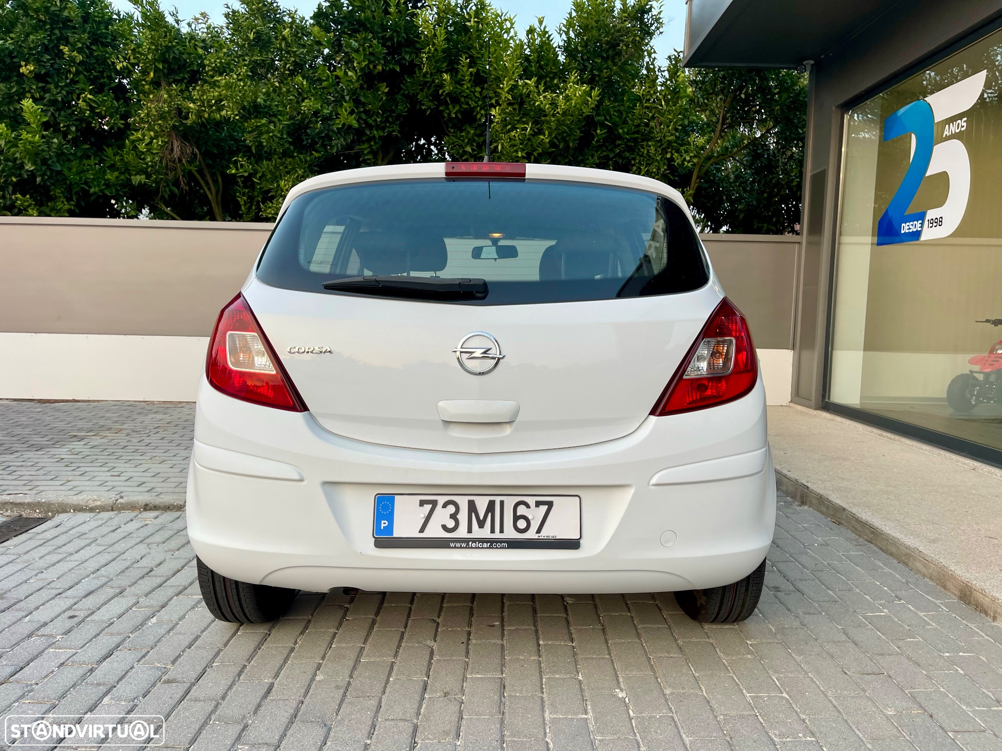 Opel Corsa 1.2 Enjoy - 5