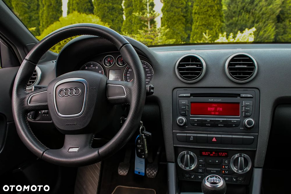 Audi A3 1.8 TFSI Sportback S line Sportpaket (plus) - 24